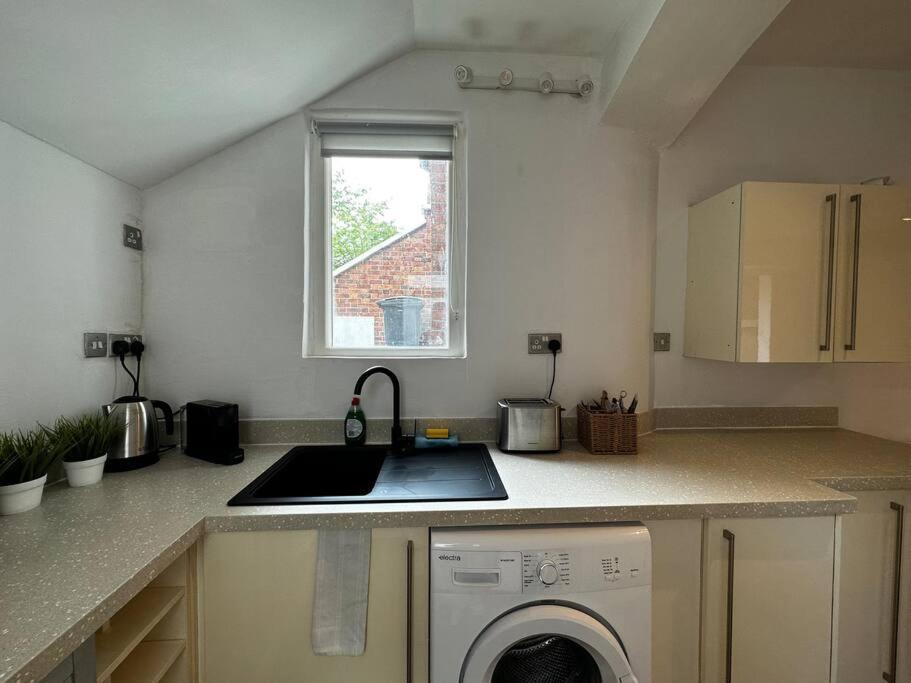 Spacious Studio For 4 Near Regents Park N1 Лондон Экстерьер фото